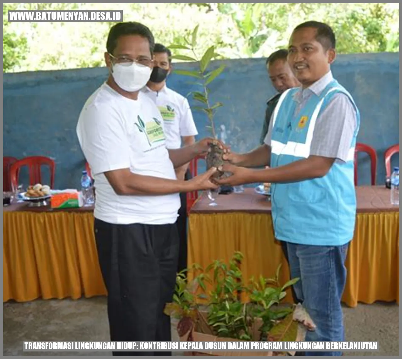 Kontribusi Kepala Dusun dalam Program Lingkungan Berkelanjutan di Desa Batu Menyan