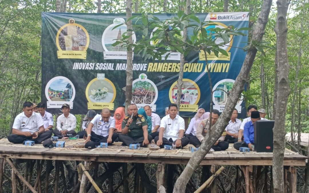 Jajaran Pemerintah Kecamatan Teluk Pandan Gelar Rapat Koordinasi Lintas Sektoral di Wisata Mangrove Cuku Nyinyi