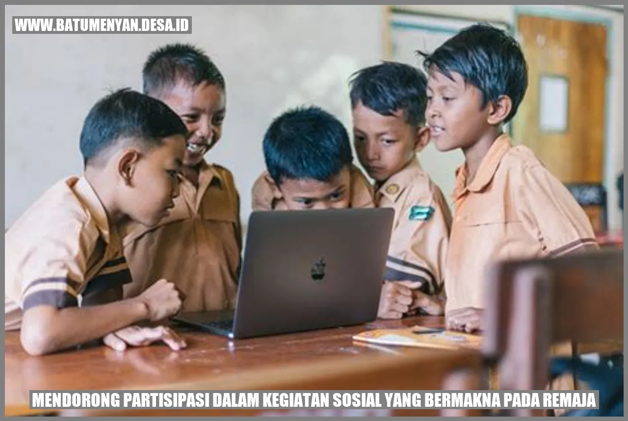Gambar remaja yang berpartisipasi dalam kegiatan sosial