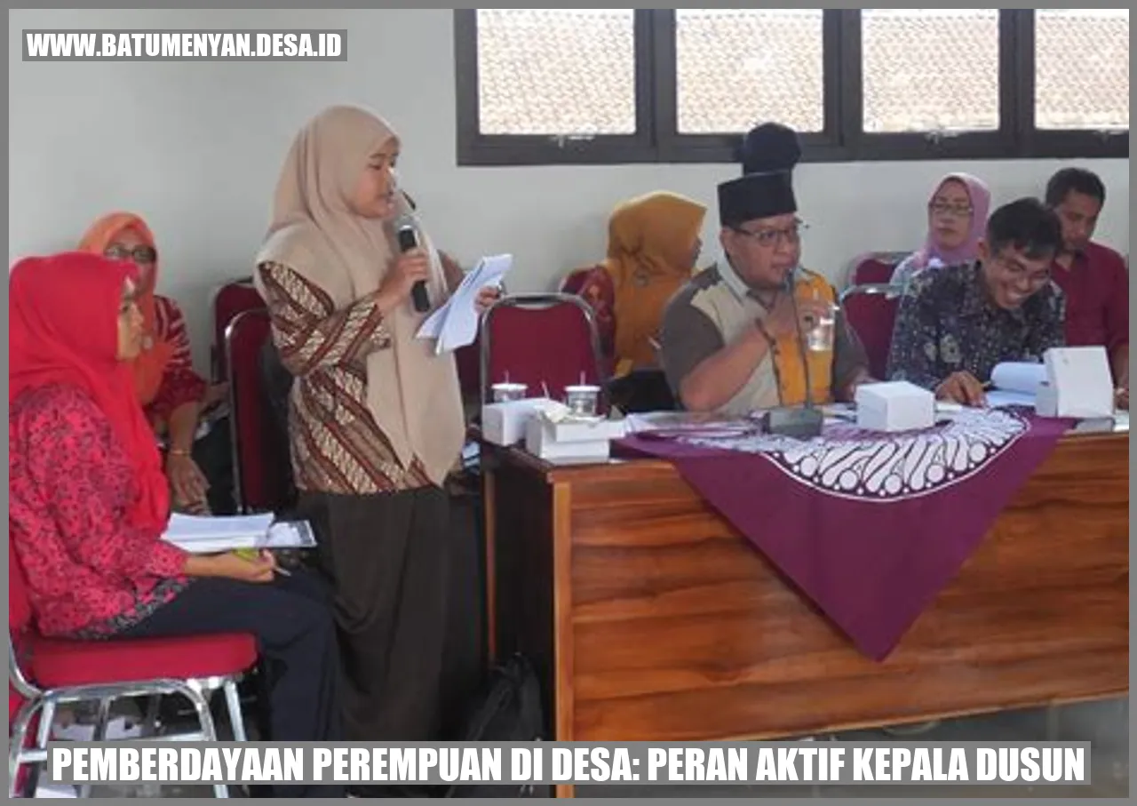 Perempuan di Desa: Peran Aktif Kepala Dusun