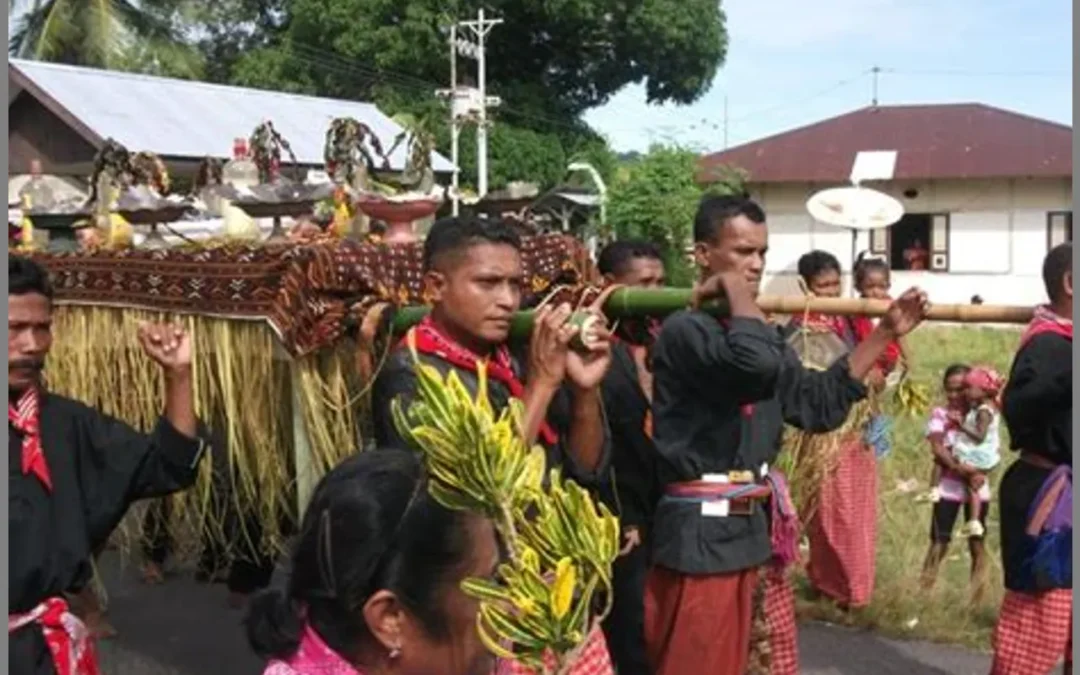 Perempuan sebagai Penjaga Warisan Lokal dan Kearifan Tradisional